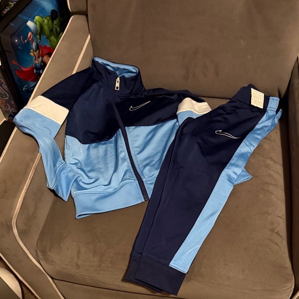 Nike Navy and Light Blue Colorblock Track Jacket & Pants Set